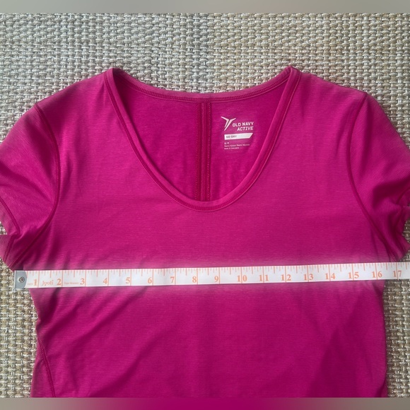 Old Navy Active Go-Dry semi-fitted women’s pink T-shirt size small - Picture 6 of 9
